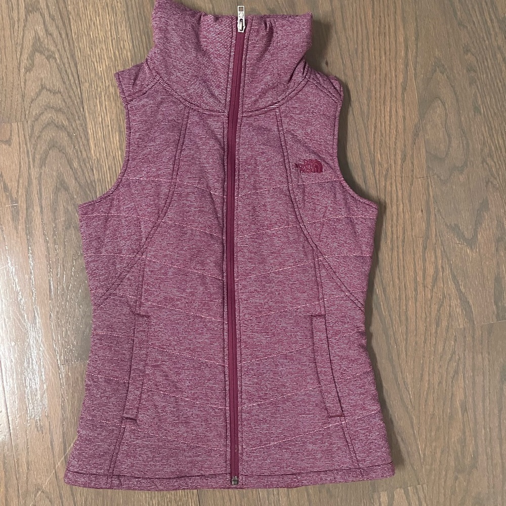 Women’s North Face Vest!